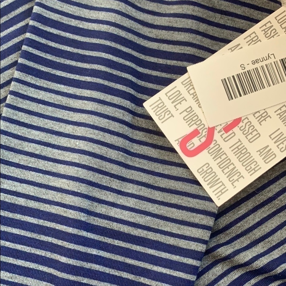 NWT Long Sleeve Striped Shirt Tee LuLaRoe Lynnae Size Small Navy - Picture 6 of 9